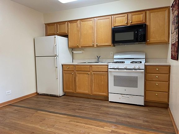 2nd image of 748 Dempster St #2A