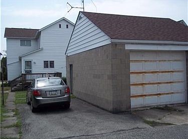 3rd image of 125 Avenue B