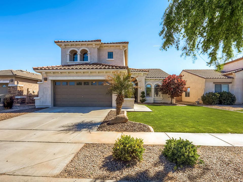 1st image of 989 E Indian Wells Pl