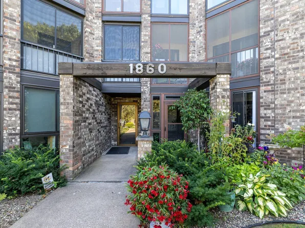 1860 Eagle Ridge Dr #W304, Mendota Heights, MN 55118