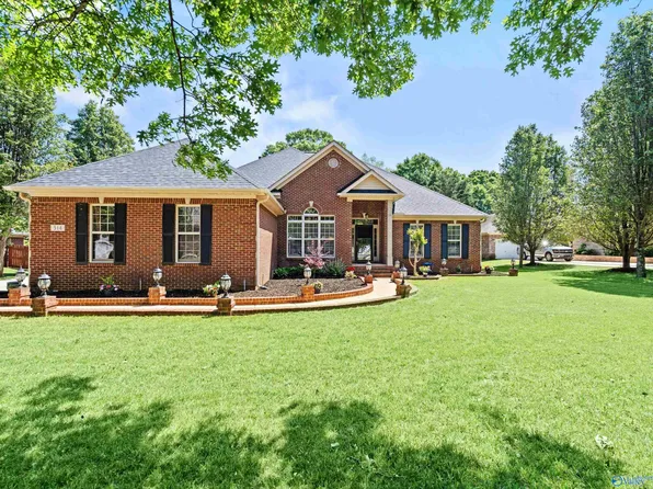 314 Weatherford Dr, Madison, AL 35757