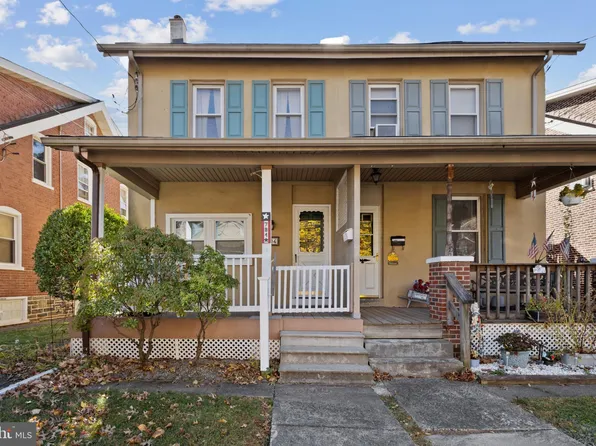 704 W 3rd St, Lansdale, PA 19446