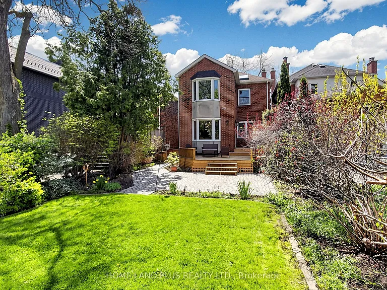 154 Brooke Ave — Photo 39