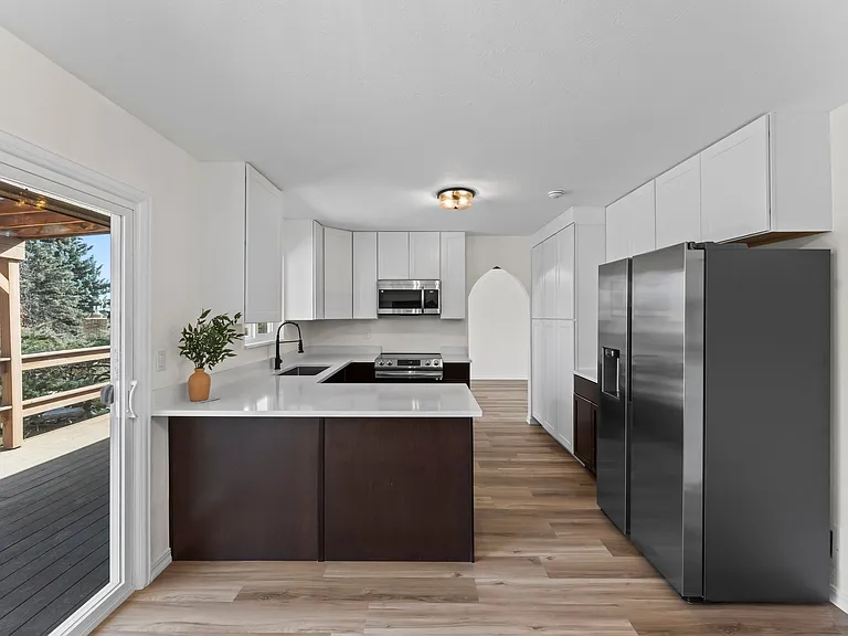 3204 Valley Hi Ave — Photo 6