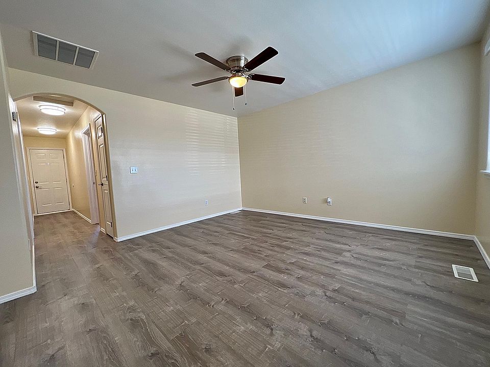 1298 NE Rockridge St, Mountain Home, ID 83647 Zillow