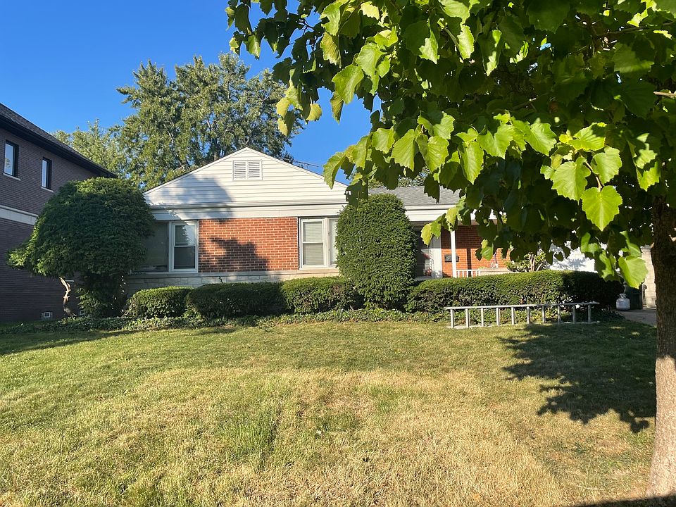 1st image of 6826 N Kostner Ave