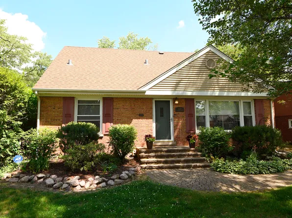 2315 Marston Ln, Flossmoor, IL 60422