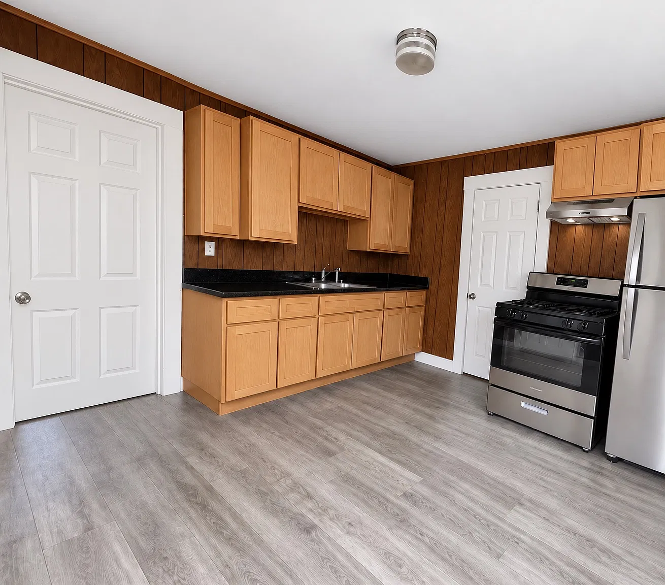 1 bed, $1,695 — Photo 1
