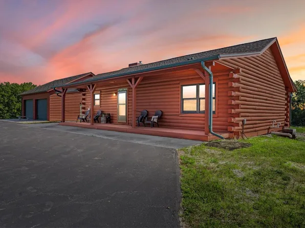 3825 West 6 1/2 Mile ROAD, Caledonia, WI 53108