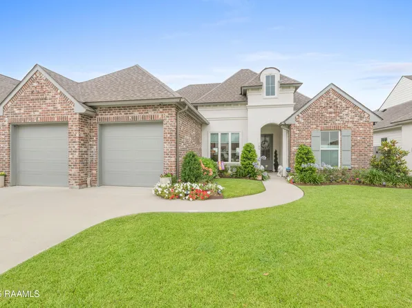 109 Amsterdam Ave, Youngsville, LA 70592