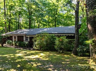 194 Lucerne Strasse Rd, Little Switzerland, NC 28749