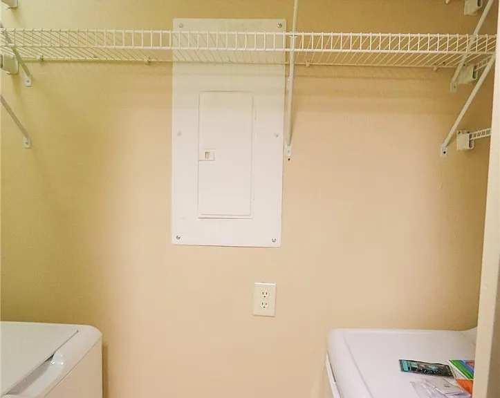 6250 Timberwood Cir #101 — Photo 10