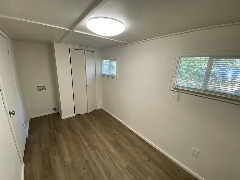 Optional Washer / Dryer hook ups