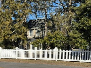 821 E Moss Mill Rd, Galloway, NJ 08205