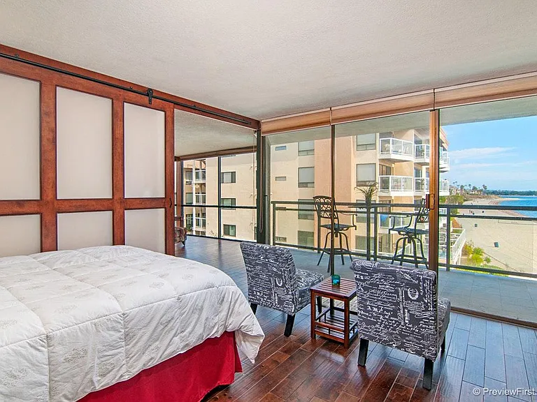 3916 Riviera Dr #403 — Photo 13