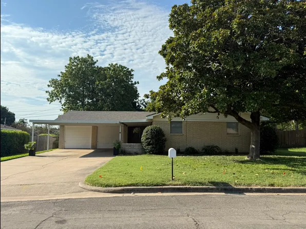 109 Redbud Cir, Hewitt, TX 76643