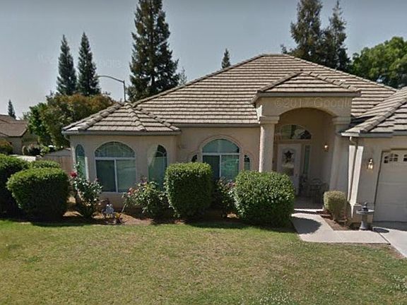 3rd image of 1653 E Emerald Ave