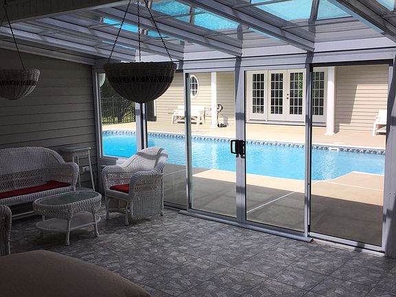 View of sun room/back porch 