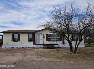 634 N Palm Ln, Benson, AZ 85602
