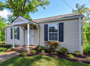 727 Oakview Dr, Salem, VA 24153