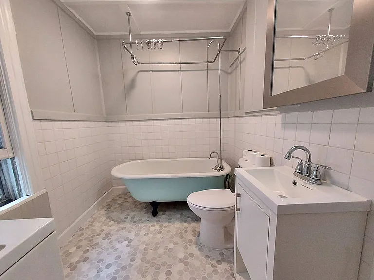 3406 Blaisdell Ave — Photo 3