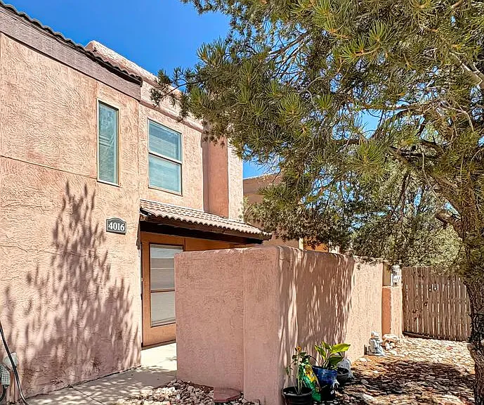 4016-4022 N Calle Grande Grande — Photo 1