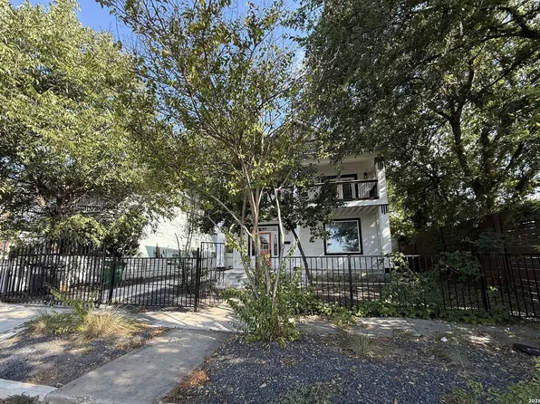139 E Highland Blvd, San Antonio, TX 78210