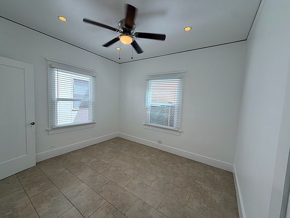 5th image of 142-148 Bonito Ave #142