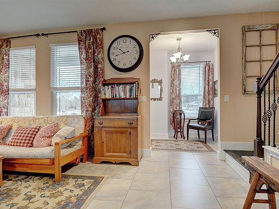 5th image of 122 Tonkawa Dr
