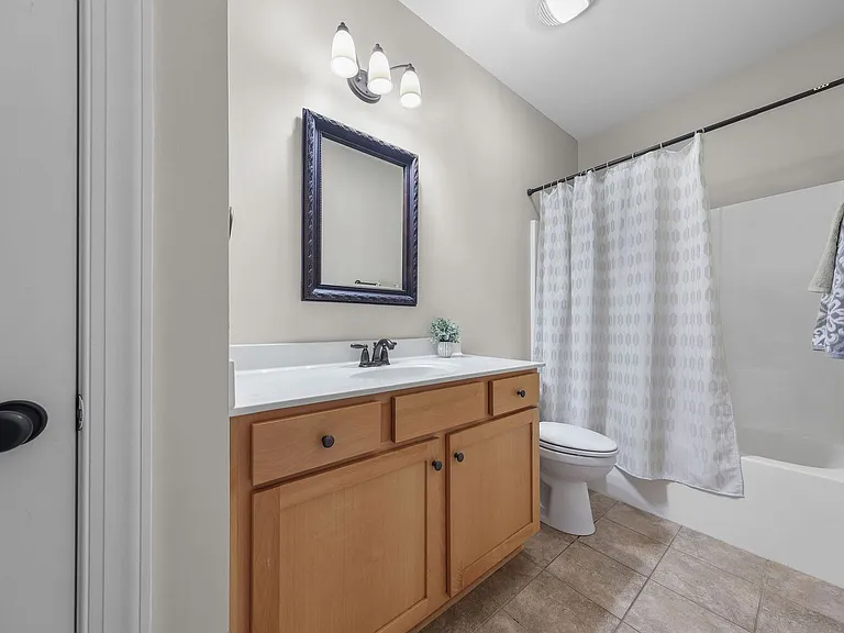 2202 E Oak Bridge Way — Photo 33