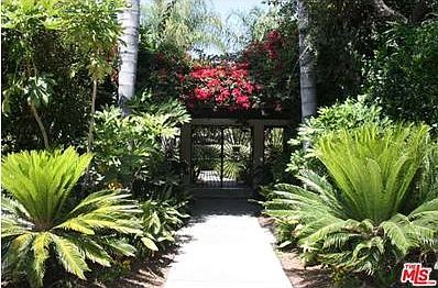 1st image of 4321 Matilija Ave APT 26