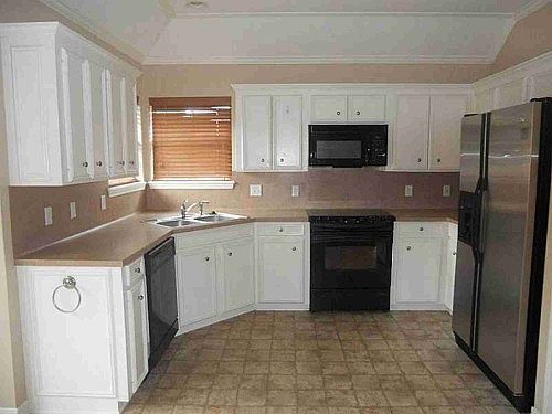 3rd image of 1648 Williamsburg Dr