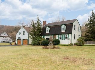 85 White Hollow Rd, Northford, CT 06472