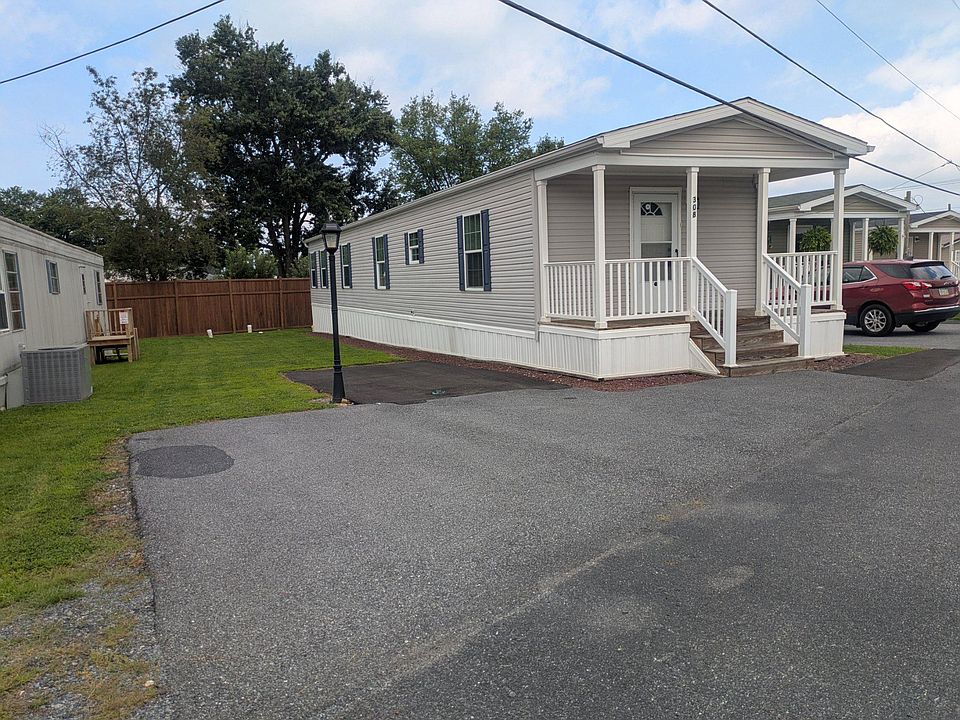 2nd image of 308 Don Dr