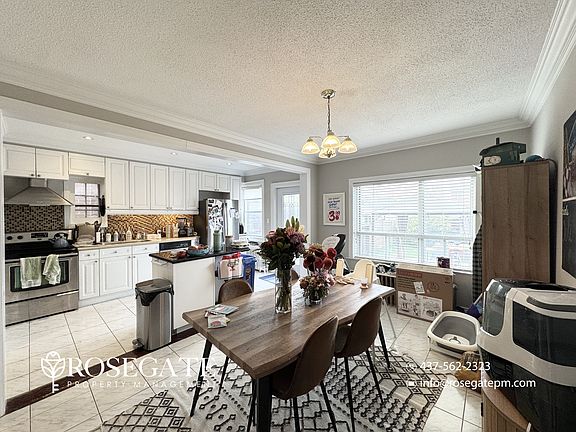 4th image of 404 Lauder Ave #1