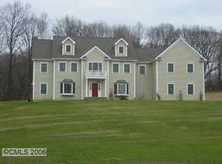 2 E Starrs Plain Rd, Danbury, CT 06810