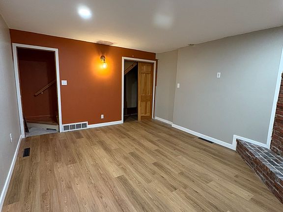 2nd image of 18 Mount Washington Dr #1
