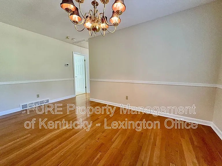 2077 Dogwood Dr — Photo 8
