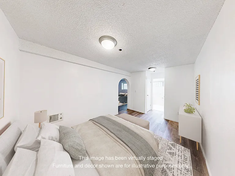 2898 Jackson St — Photo 4