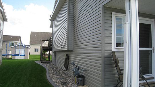 3rd image of 3450 Eagle Run Ln