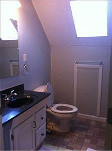 5th image of 704 R S Bradley Blvd