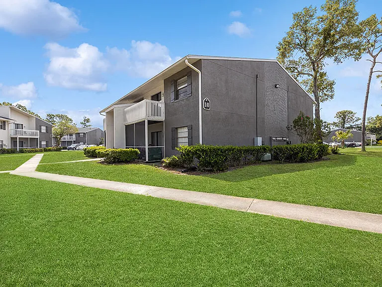 Arbors at Orange Park — Photo 42