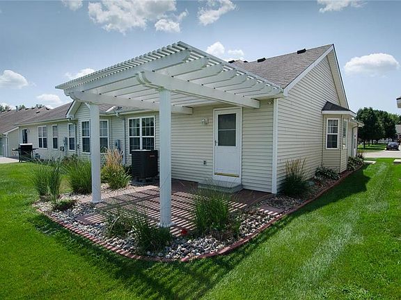 3rd image of 4901 Ashbey Dr