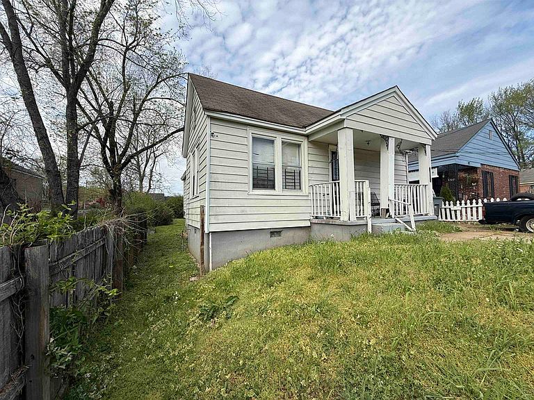 Listing photo 2