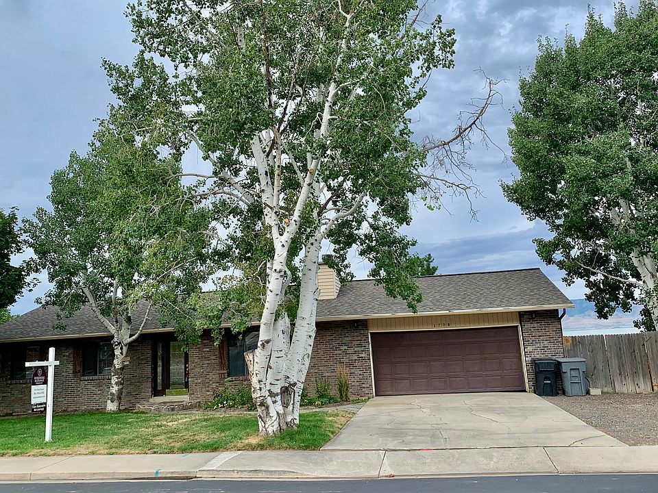 1st image of 1708 E Blackhawk Dr