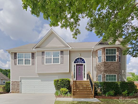 2nd image of 4020 Yellow Pine Ct