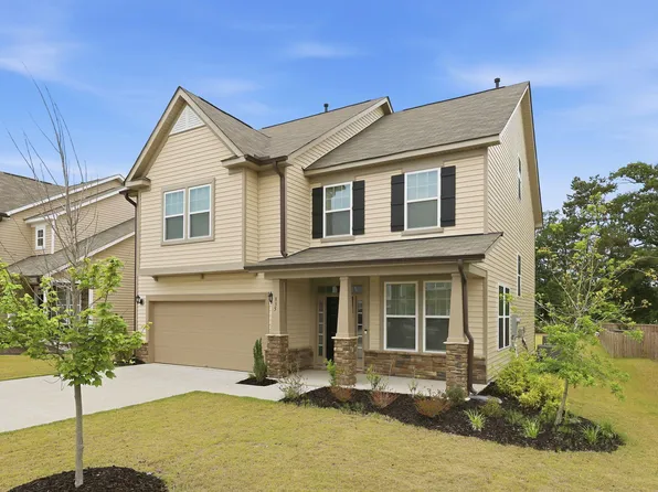 835 Golden Plum Ln, Zebulon, NC 27597