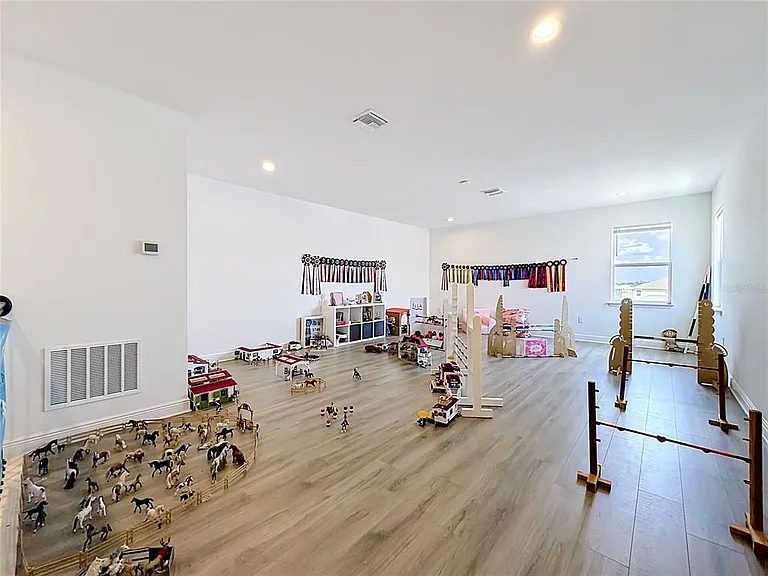 4485 Davos Dr — Photo 45