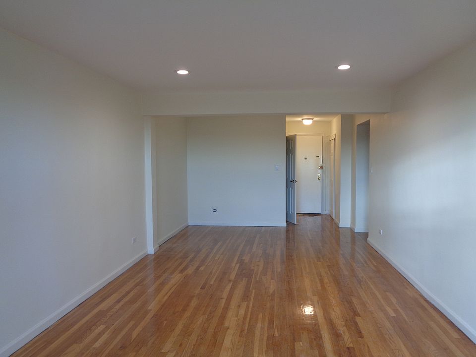 2nd image of 4196 Gleane St #E2