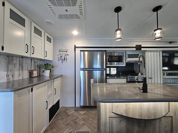 5th image of 13087 Twilight Rd #5